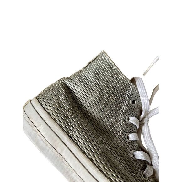 Converse Chuck Taylor 2 Hi Perforated Metallic Silver Women’s Size 8 - Picture 8 of 11